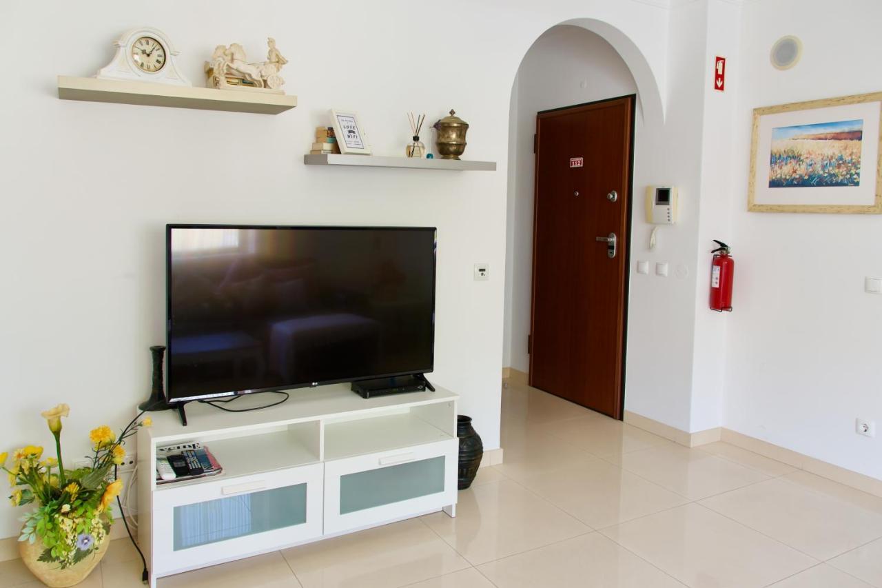 Edificio Tomas 1 Apartment Ferragudo  Bagian luar foto